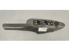 Recambio de mando elevalunas delantero izquierdo para hyundai tucson (jm) 2.0 crdi cat referencia OEM IAM 935702E200  