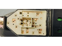 Recambio de mando elevalunas delantero izquierdo para hyundai tucson (jm) 2.0 crdi cat referencia OEM IAM 935702E200  