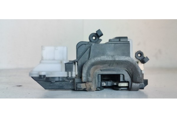 Recambio de cerradura puerta delantera izquierda para peugeot 607 (s2) básico referencia OEM IAM   