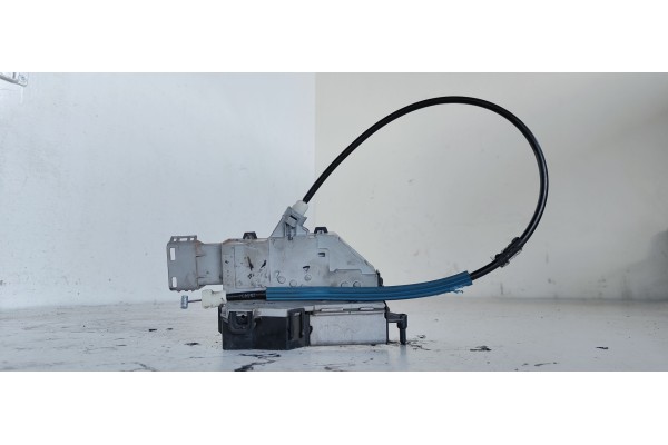 Recambio de cerradura puerta trasera derecha para peugeot 407 2.0 16v hdi fap referencia OEM IAM   