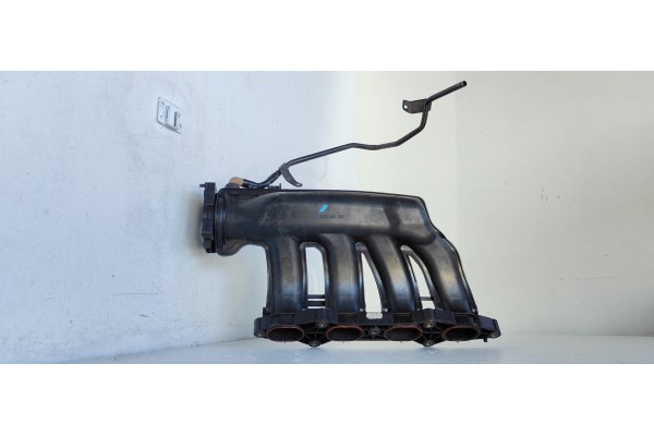 Recambio de colector admision para mercedes-benz clase c (w203) familiar referencia OEM IAM A2711401101  