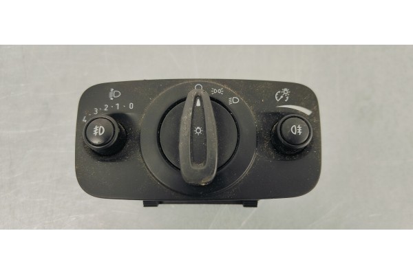 Recambio de mando luces para ford fiesta (ccn) 1.0i turbo 100 referencia OEM IAM C1BT13A024CB  