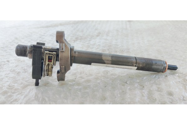 Recambio de inyector para citroen c3 1.4 hdi exclusive referencia OEM IAM 9650059780  