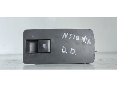 MANDO ELEVALUNAS DELANTERO DERECHO 13301887 