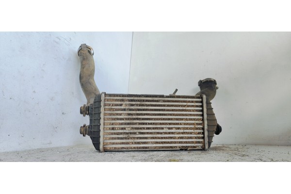 Recambio de intercooler para hyundai i30 (gd) 1.4crdi 90 fap referencia OEM IAM 282702A770  