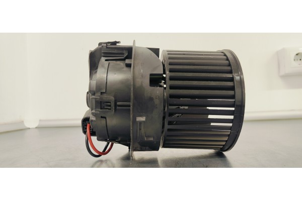 Recambio de ventilador calefaccion para citroen c3 1.2i 82 referencia OEM IAM T1013140A  