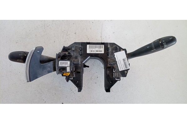 Recambio de mando multifuncion para citroen c4 berlina 2.0 hdi fap referencia OEM IAM 96627927XT  