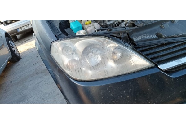 Recambio de faro derecho para nissan primera berlina (p12) 2.2 16v turbodiesel cat referencia OEM IAM   