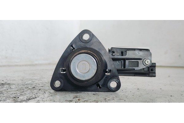 Recambio de maneta exterior porton para dacia duster 1.5 dci referencia OEM IAM   