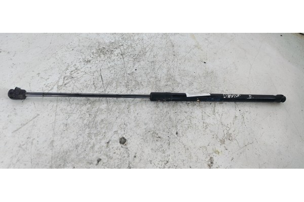 Recambio de amortiguadores capo para dacia duster 1.5 dci referencia OEM IAM 654712943R  