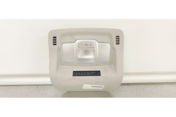 Recambio de luz interior para citroen c3 1.2i 82 referencia OEM IAM 9811856677  