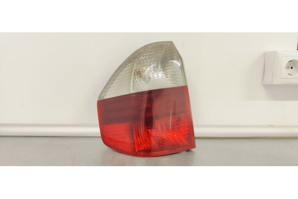 Recambio de piloto trasero izquierdo para bmw x3 (e83) 2.0 d referencia OEM IAM 7162209  