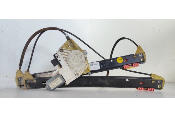 Recambio de elevalunas delantero derecho para audi a6 berlina (4f2) 2.4 referencia OEM IAM 4F0959802B  