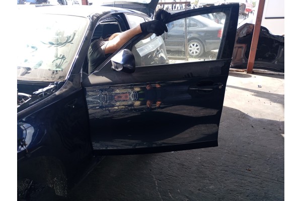 Recambio de puerta delantera izquierda para bmw serie 1 berlina (e81/e87) 116d referencia OEM IAM   