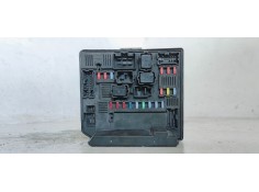 CAJA RELES / FUSIBLES 284B7JD00B 