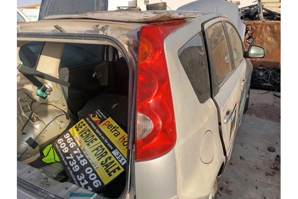 Recambio de piloto trasero derecho para nissan note (e11e) acenta referencia OEM IAM   