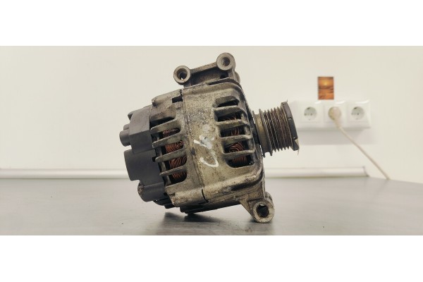 Recambio de alternador para peugeot 207 1.6i 120 referencia OEM IAM V757651380  