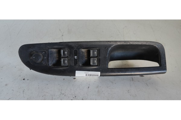 Recambio de mando elevalunas delantero izquierdo para volkswagen passat berlina (3c2) 1.9 tdi referencia OEM IAM 3C2867172  