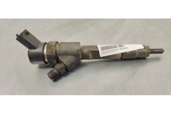 Recambio de inyector para renault scenic ii emotion referencia OEM IAM 0445110110B  