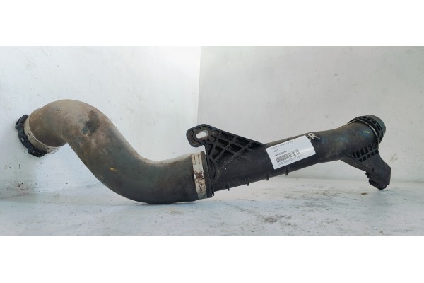 Recambio de tubo para dacia duster 1.5 dci referencia OEM IAM 144609034R  