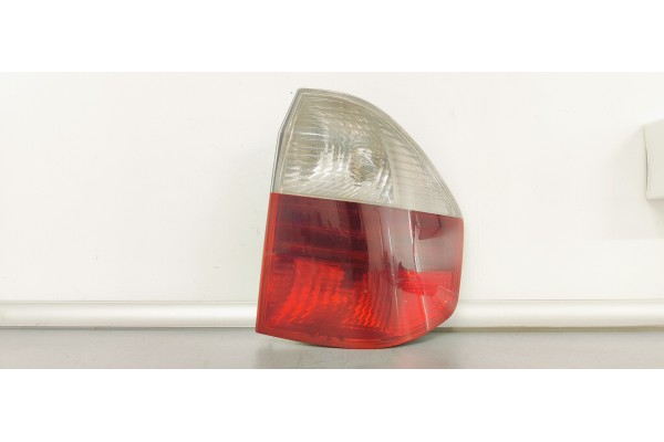 Recambio de piloto trasero derecho para bmw x3 (e83) 2.0 d referencia OEM IAM 7162210  