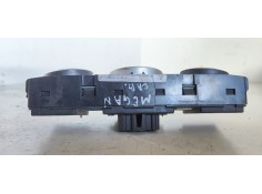 Recambio de mando climatizador para renault megane ii coupe/cabrio confort dynamique referencia OEM IAM 8200413906  