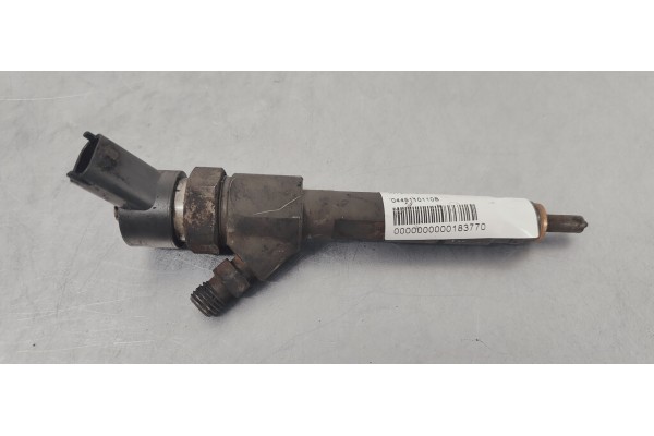 Recambio de inyector para renault scenic ii emotion referencia OEM IAM 0445110110B  