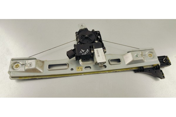 Recambio de elevalunas trasero derecho para opel zafira tourer 2.0 cdti 130 fap referencia OEM IAM 13260142  