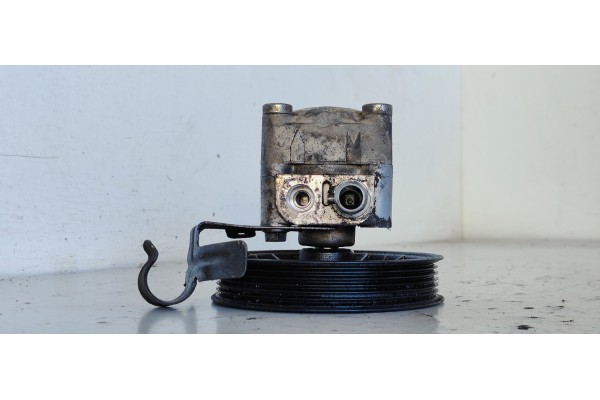 Recambio de bomba direccion para volvo s60 berlina 2.4 diesel referencia OEM IAM 7611332112  