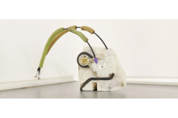 Recambio de cerradura puerta trasera izquierda para mazda 3 lim. () 2.0 i 120 referencia OEM IAM   