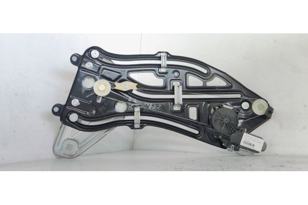 Recambio de elevalunas trasero derecho para peugeot 207 cc 1.6i 120 referencia OEM IAM 9680072380  