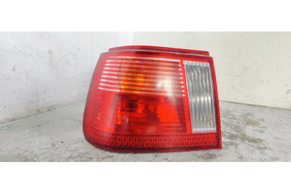 Recambio de piloto trasero izquierdo para seat ibiza (6k1) stella referencia OEM IAM 6K6945257C  