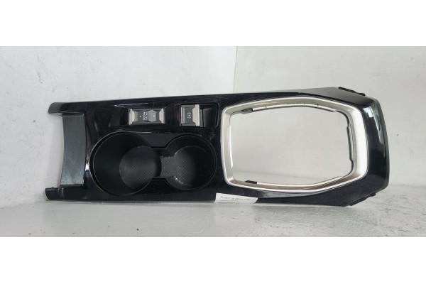 Recambio de consola central para peugeot 208 (p2) 1.2i turbo 100 fap referencia OEM IAM 9829400680  