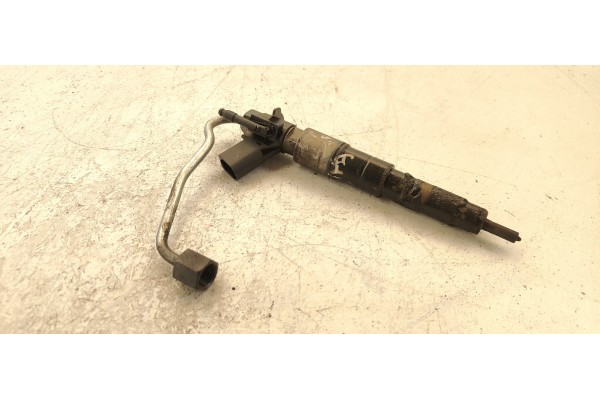 Recambio de inyector para bmw serie 5 berlina (e60) 530d referencia OEM IAM 0445115050  