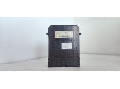 Recambio de caja reles / fusibles para citroen c5 berlina 2.0 hdi referencia OEM IAM 9651196680A  