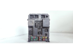 Recambio de caja reles / fusibles para citroen c5 berlina 2.0 hdi referencia OEM IAM 9651196680A  