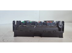 Recambio de caja reles / fusibles para citroen c5 berlina 2.0 hdi referencia OEM IAM 9651196680A  