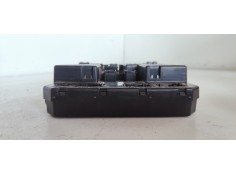 Recambio de caja reles / fusibles para citroen c5 berlina 2.0 hdi referencia OEM IAM 9651196680A  