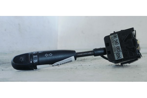 Recambio de mando luces para daewoo kalos 1.4 sr referencia OEM IAM 96540683  