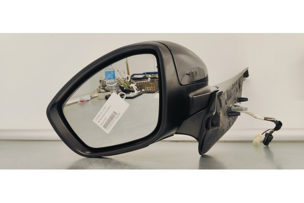 Recambio de retrovisor izquierdo para citroen c3 1.2i 82 referencia OEM IAM E20211047  