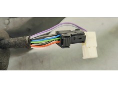 Recambio de retrovisor izquierdo para citroen c3 1.2i 82 referencia OEM IAM E20211047  