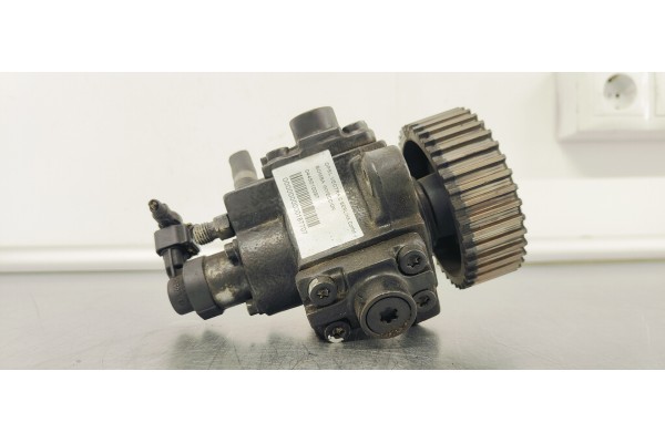 Recambio de bomba inyeccion para opel vectra c berlina comfort referencia OEM IAM 0445010097  