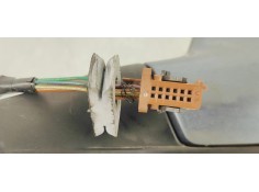 Recambio de retrovisor izquierdo para peugeot 407 st sport referencia OEM IAM E9014145  