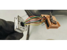 Recambio de retrovisor izquierdo para peugeot 407 st sport referencia OEM IAM E9014145  