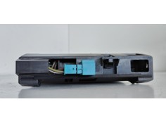 Recambio de cenicero para mercedes-benz clase s (w220) berlina 3.2 cdi cat referencia OEM IAM A2206800252  