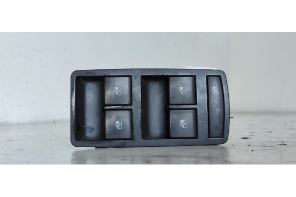 Recambio de mando elevalunas delantero izquierdo para opel insignia sports tourer excellence referencia OEM IAM   