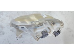 Recambio de faro derecho para smart coupe 0.7 turbo cat referencia OEM IAM 0301169202  