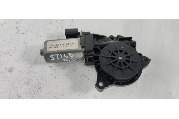 Recambio de motor elevalunas delantero derecho para fiat stilo (192) 1.9 jtd cat referencia OEM IAM   