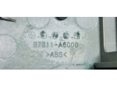 Recambio de molduras traseras para hyundai i30 (gd) 1.4crdi 90 fap referencia OEM IAM 87311A6000  