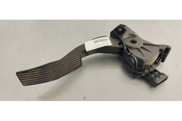 Recambio de pedal acelerador para opel zafira tourer 2.0 cdti 130 fap referencia OEM IAM 13253781  
